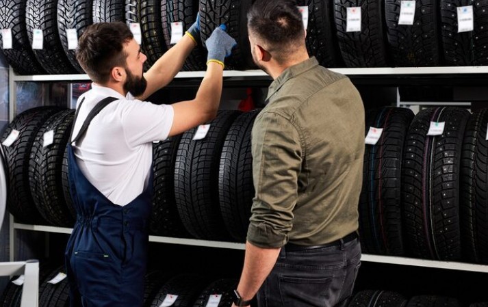 店頭 ネット 購入 タイヤ